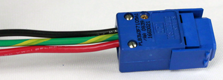 Fully-assembled and wired terminal block